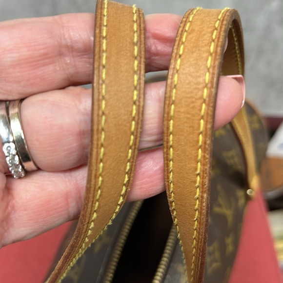 EUC Louis Vuitton 1993 Papillon Cylinder Bag with Small Cylinder Coin Bag - Picture 8 of 15